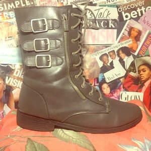Gray mid calf zip up combat boots. Size 12.